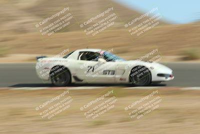 media/Jun-01-2025-CalClub SCCA (Sun) [[eae223c5dd]]/Group 4/Qualifying/